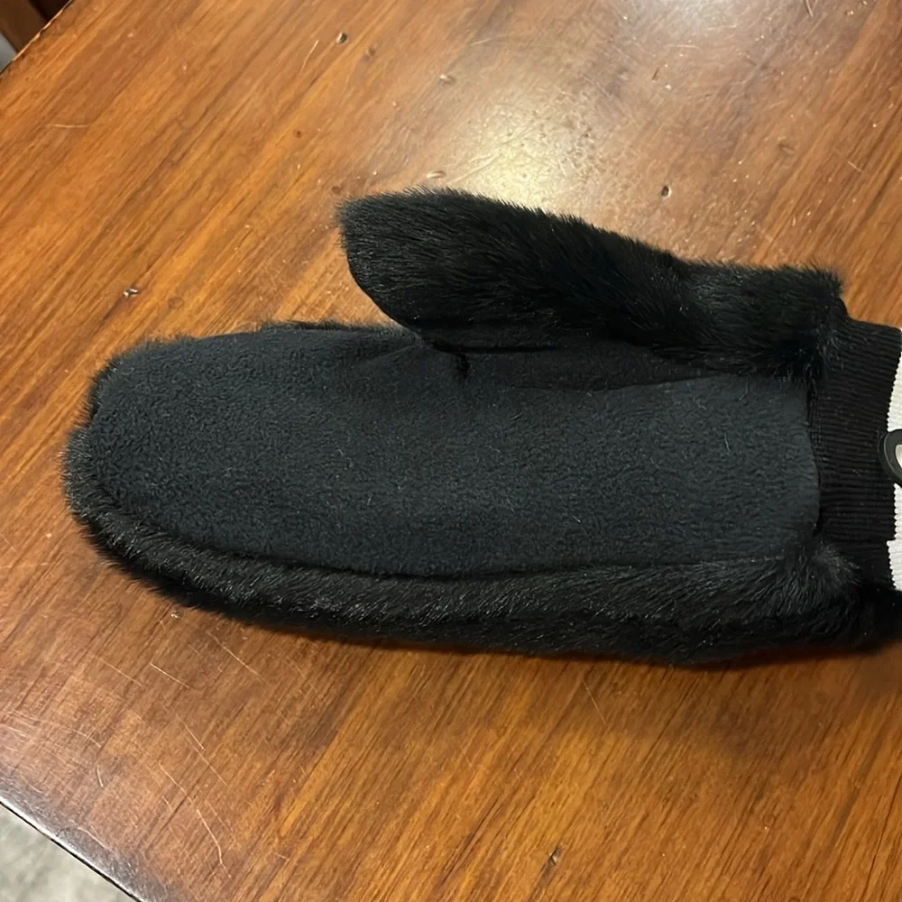 Nike Mittens Mitts Gloves black white Womens Size XS / S Extra Small / Small
